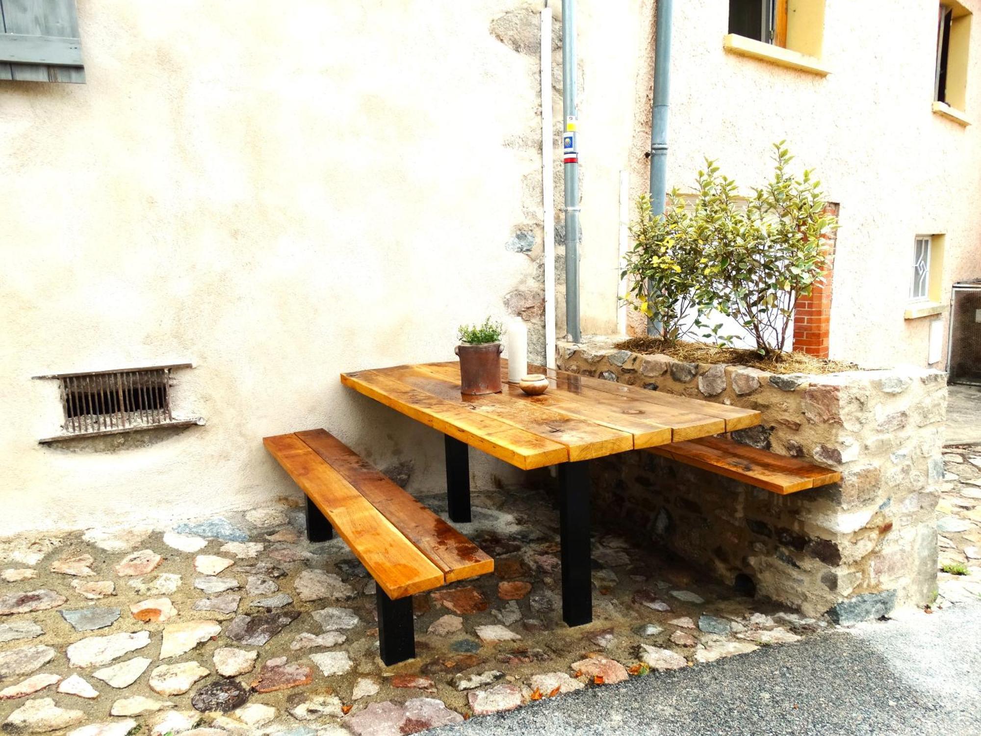 Charmant hébergement dans village pittoresque Saint-Jean-Saint-Maurice-sur-Loire Exterior foto